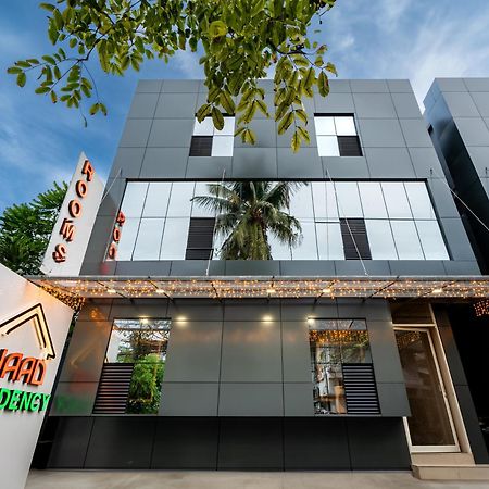 ホテル Yaad Residency Kochi エクステリア 写真